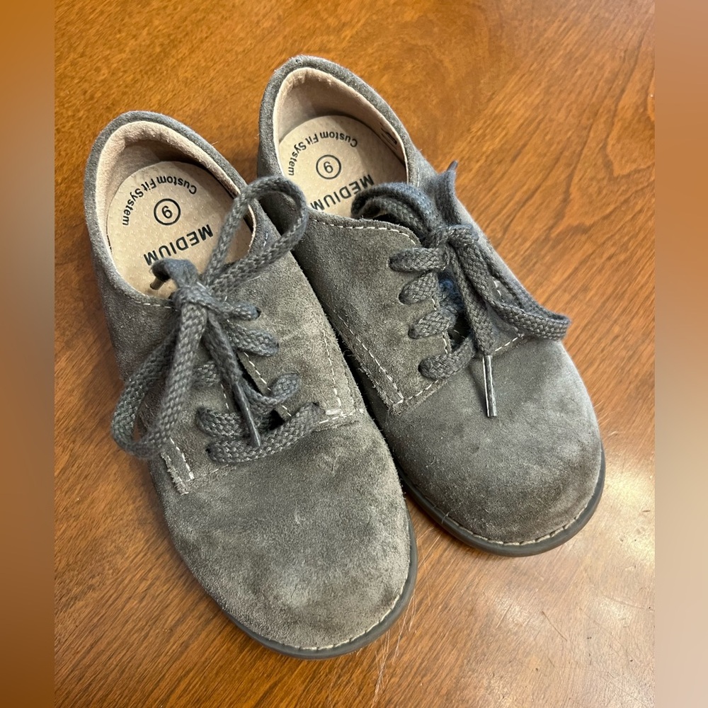 Footmates Oxford grey suede toddler boy 9 EUC
